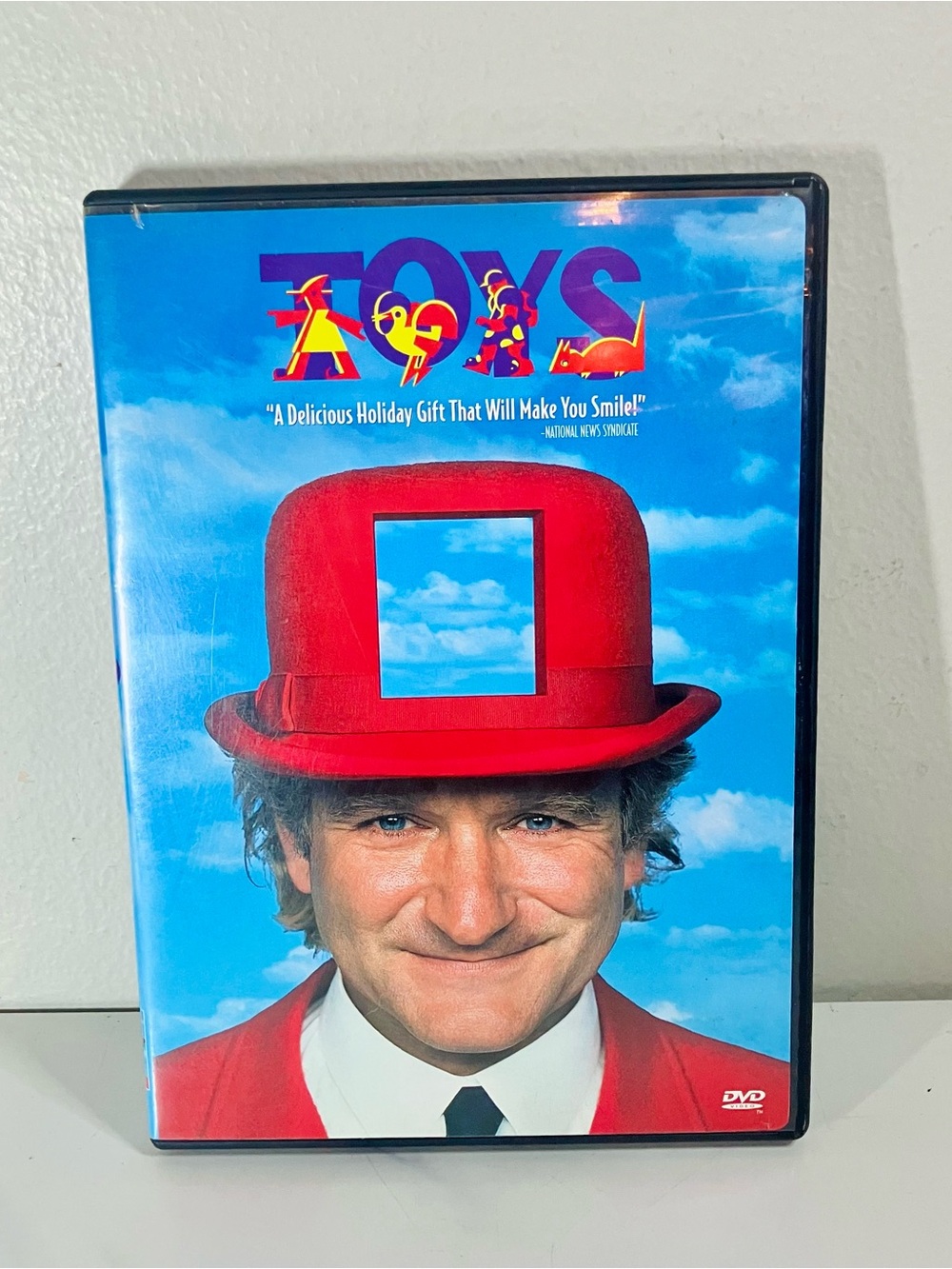 2001 TOYS DVD